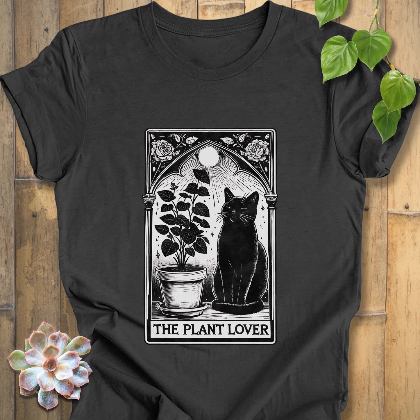 Plant mom t-shirt