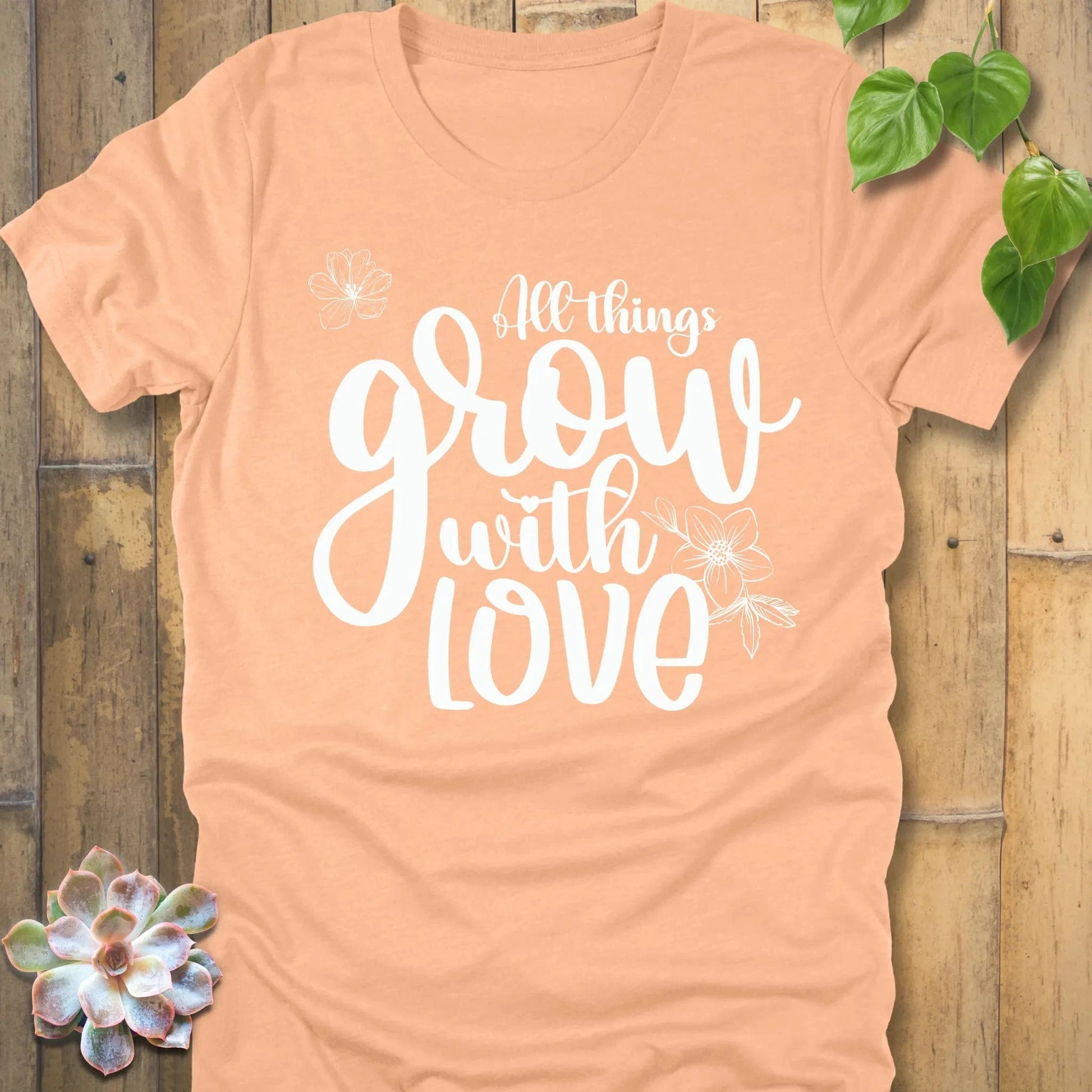Heather Peach / S All Things Grow with Love - T-Shirt T-Shirt