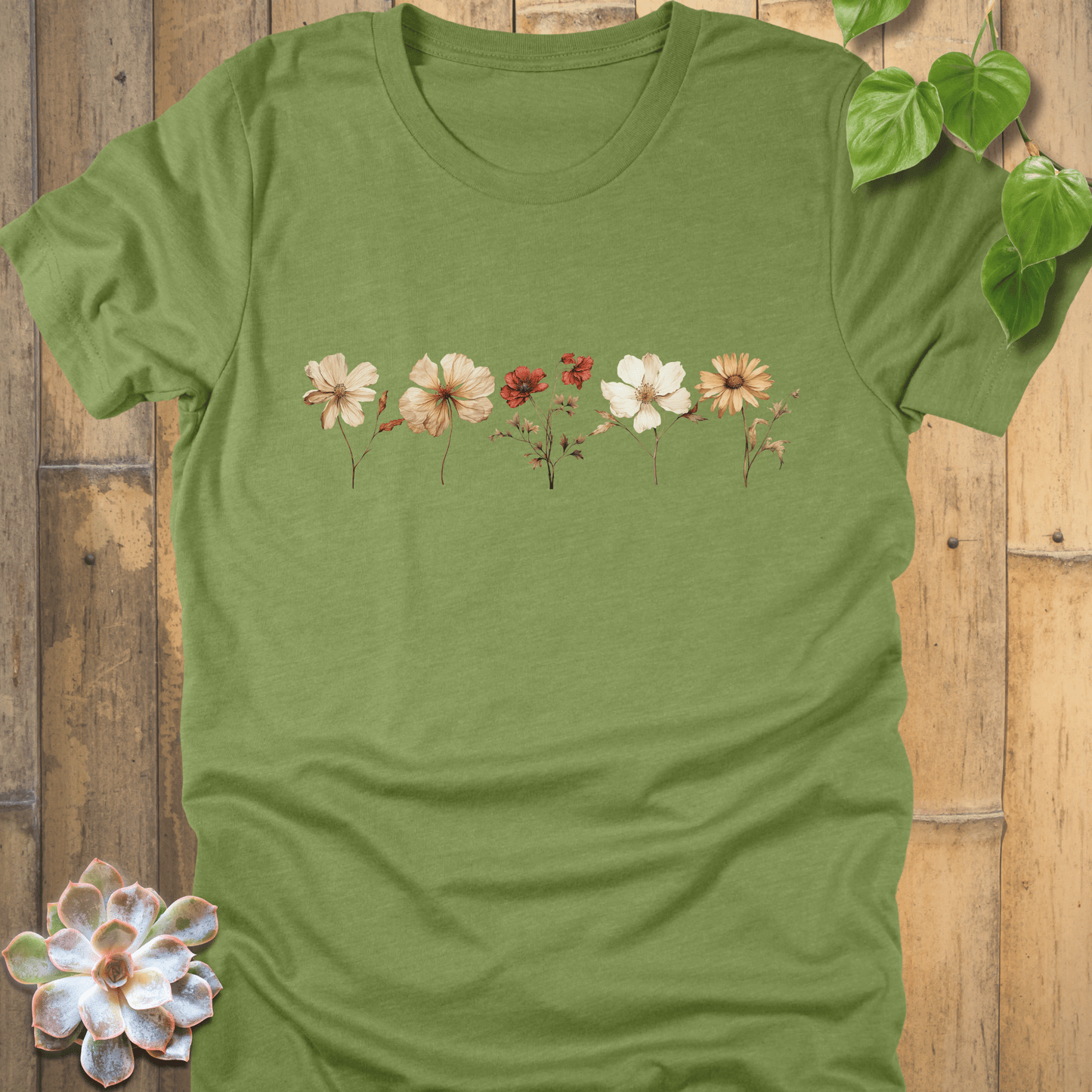 Heather Green / S Dried Wildflowers T-Shirt T-Shirt