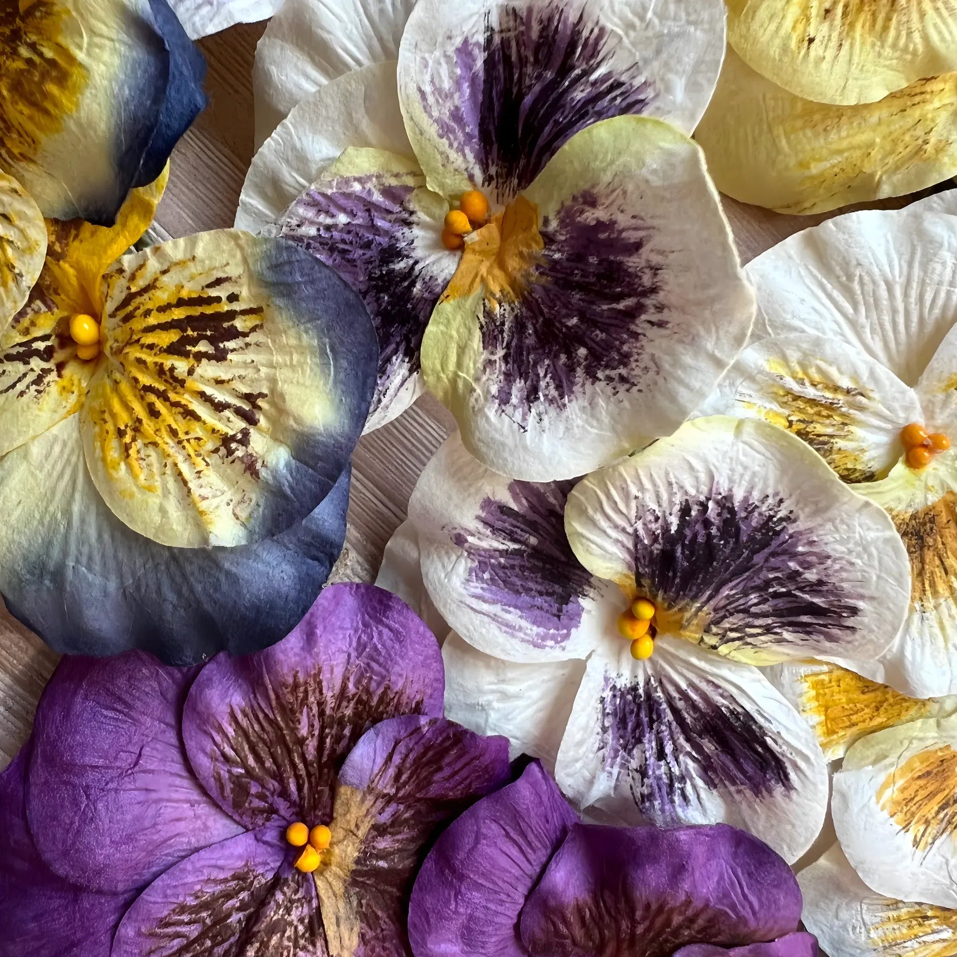 Rice Paper Handmade Pansy Flowers (6 Pieces) Home Decor