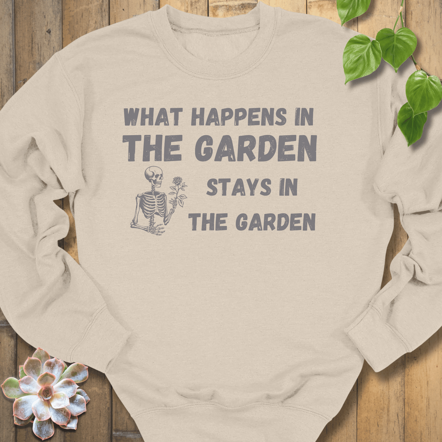 Sand / S What Happens In The Garden Sweatshirt Sweatshirt