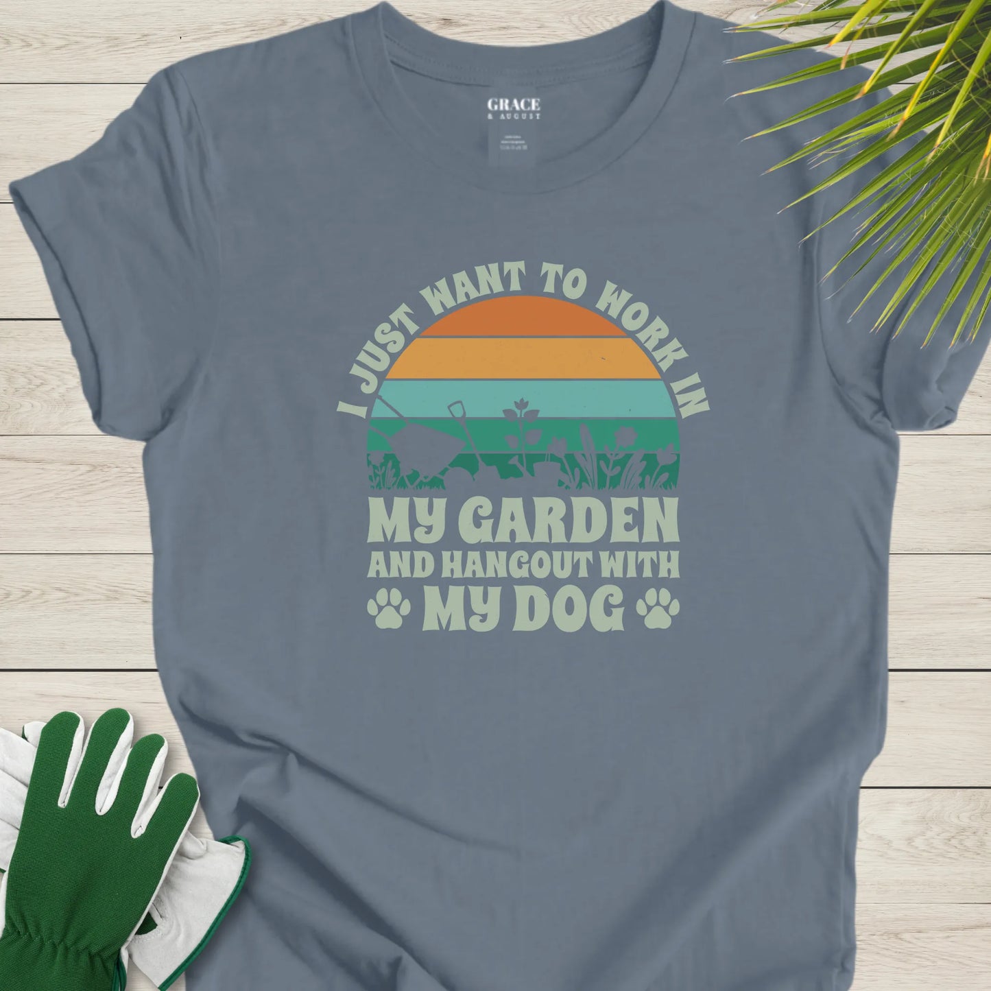 Pet and garden graphic tee
