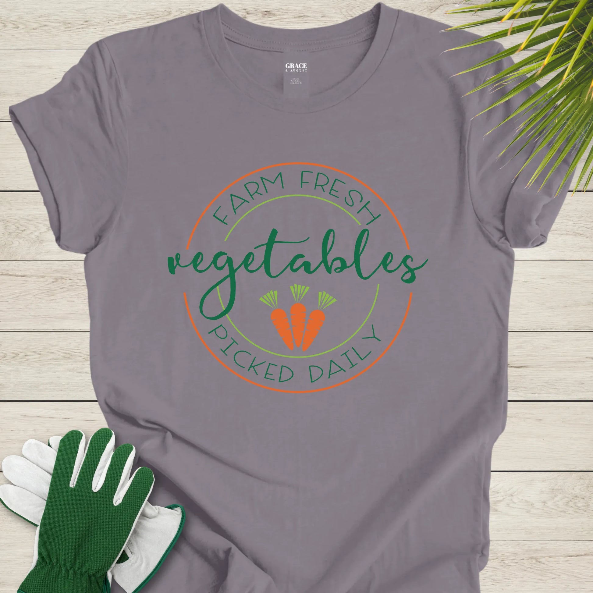 Gardening tee USA
