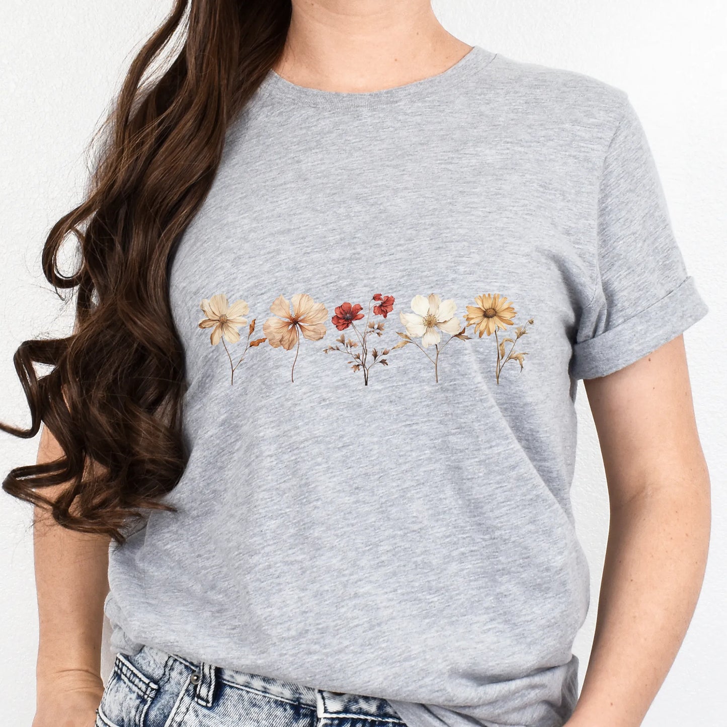 Wildflower graphic t-shirt
