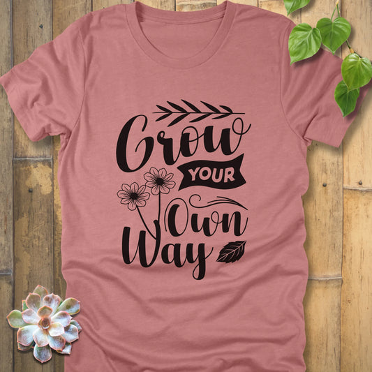 Heather mauve cotton graphic t-shirt featuring the inspirational phrase Grow your own way, stylish casual wear.
