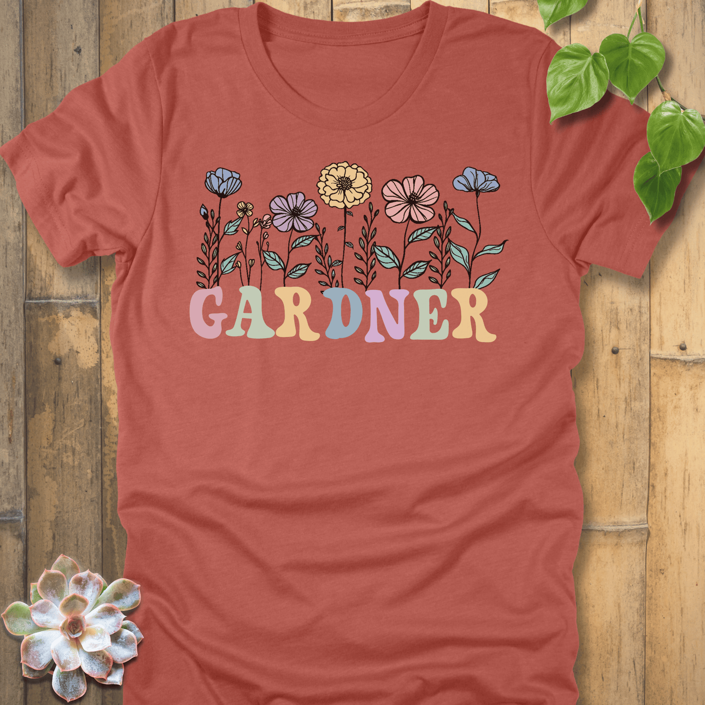 Heather Clay / S Flower Gardener T-Shirt T-Shirt