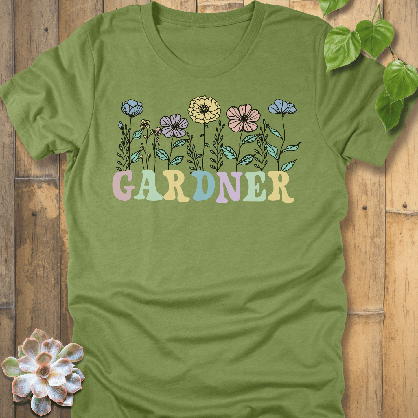 Heather Green / S Flower Gardener T-Shirt T-Shirt