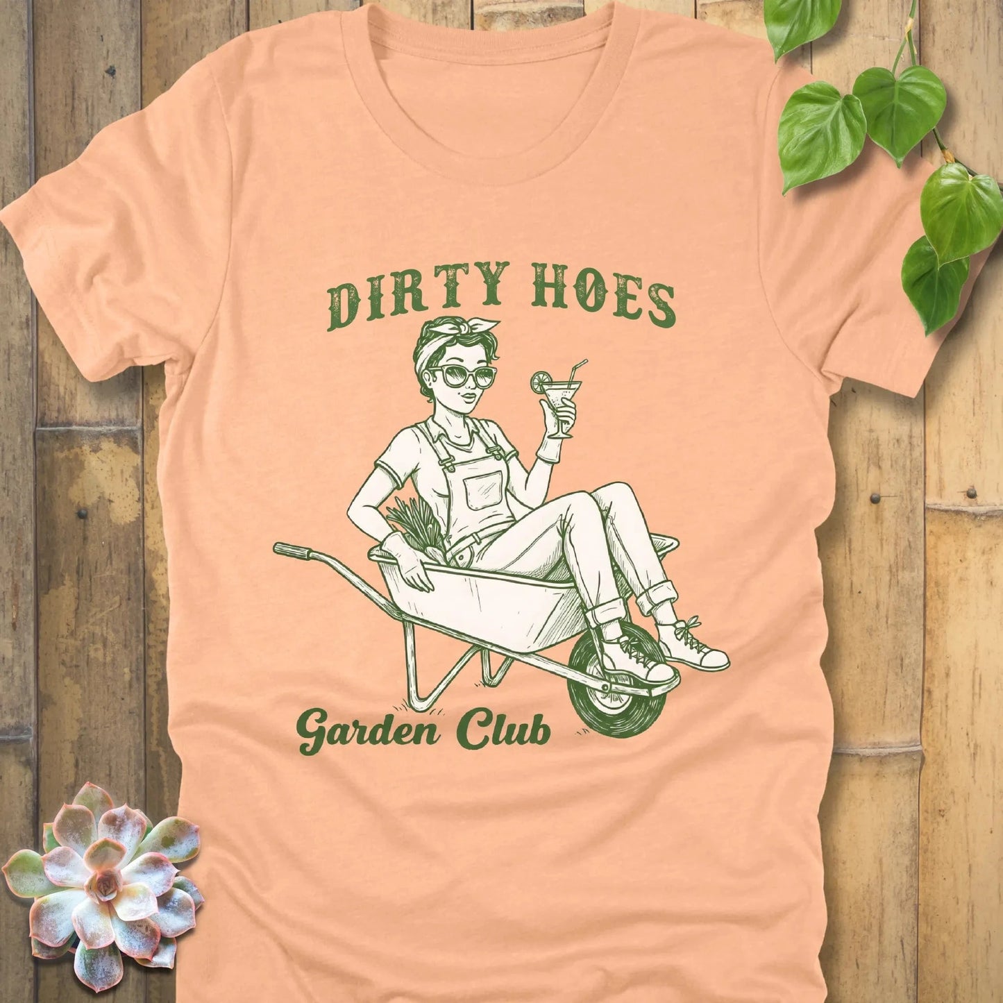 Heather Peach / S Garden Club T-Shirt T-Shirt