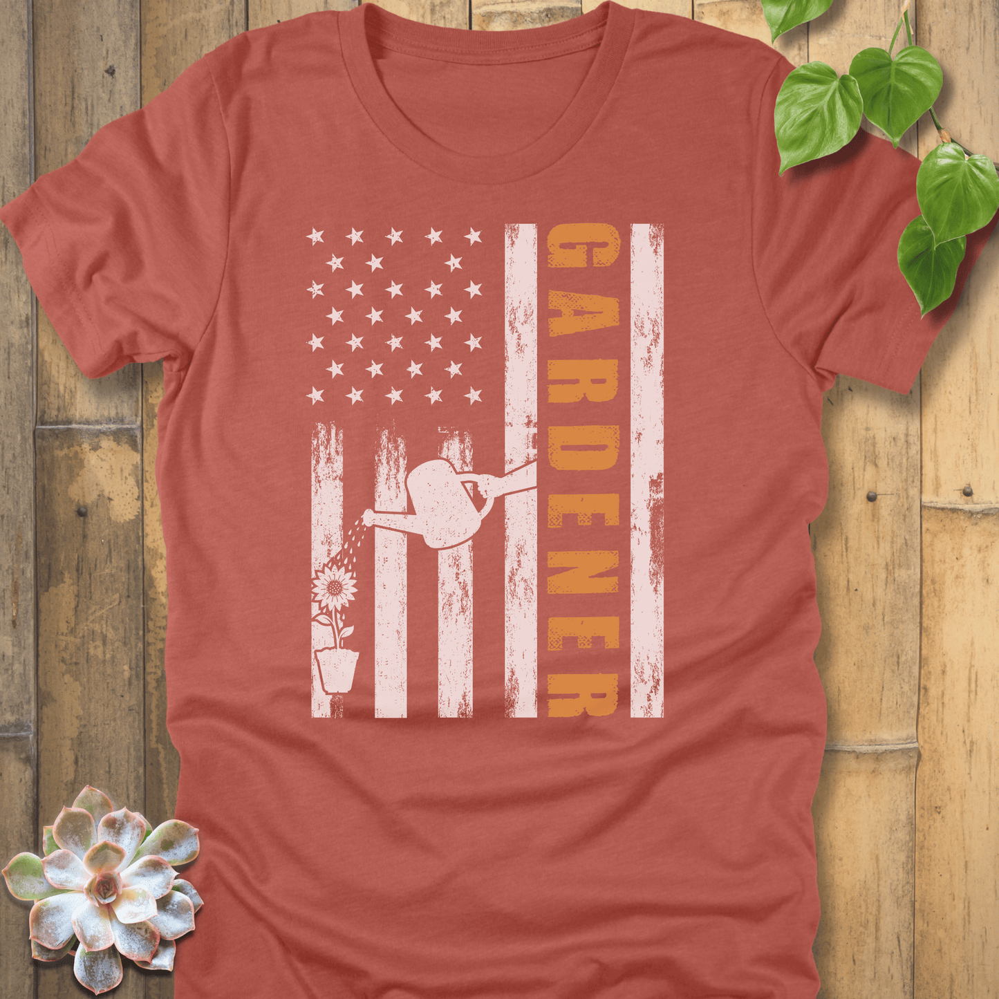 Heather Clay / S Gardener T-shirt T-Shirt