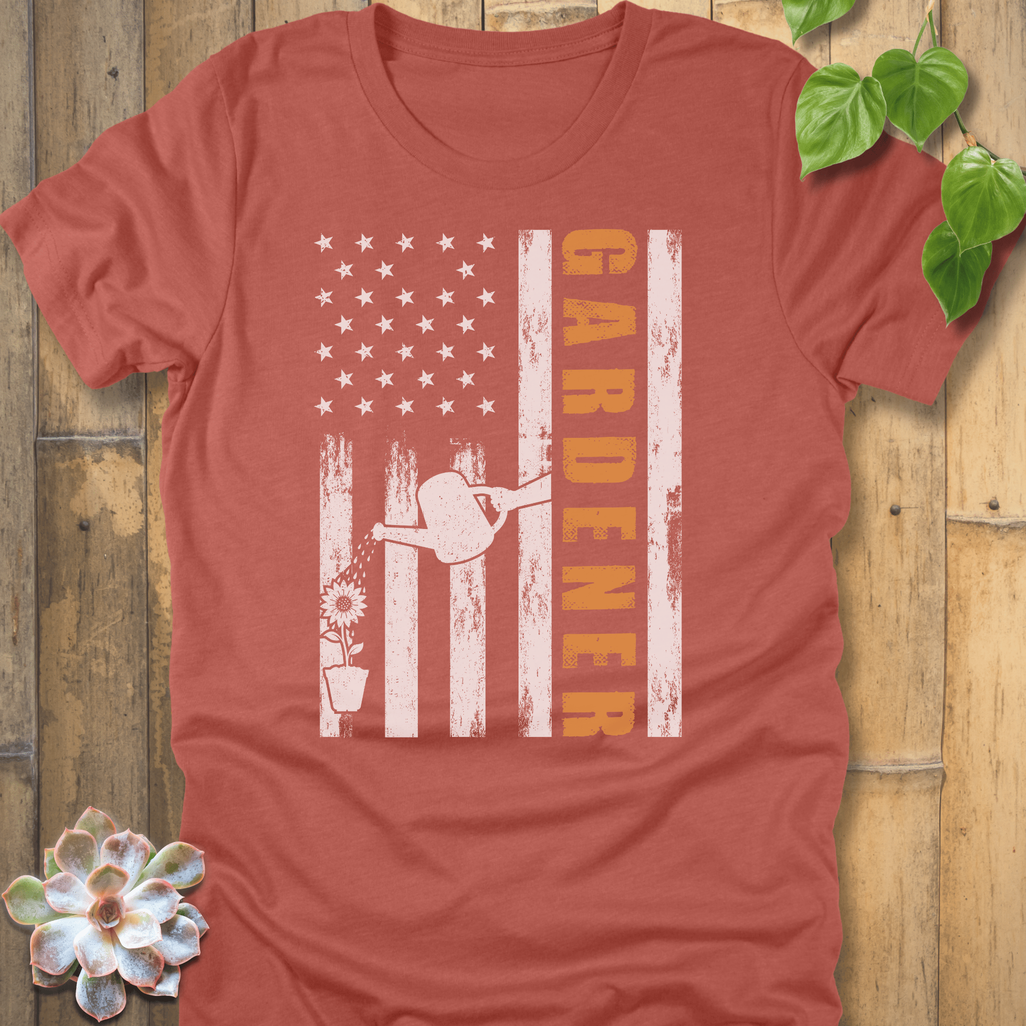 Heather Clay / S Gardener T-shirt T-Shirt