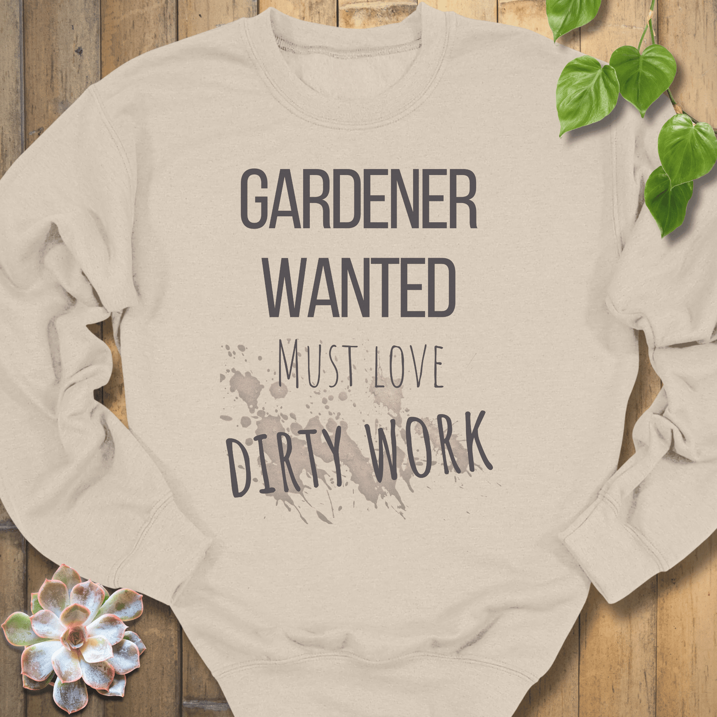 Sand / S Gardener Wanted Sweatshirt Sweatshirt