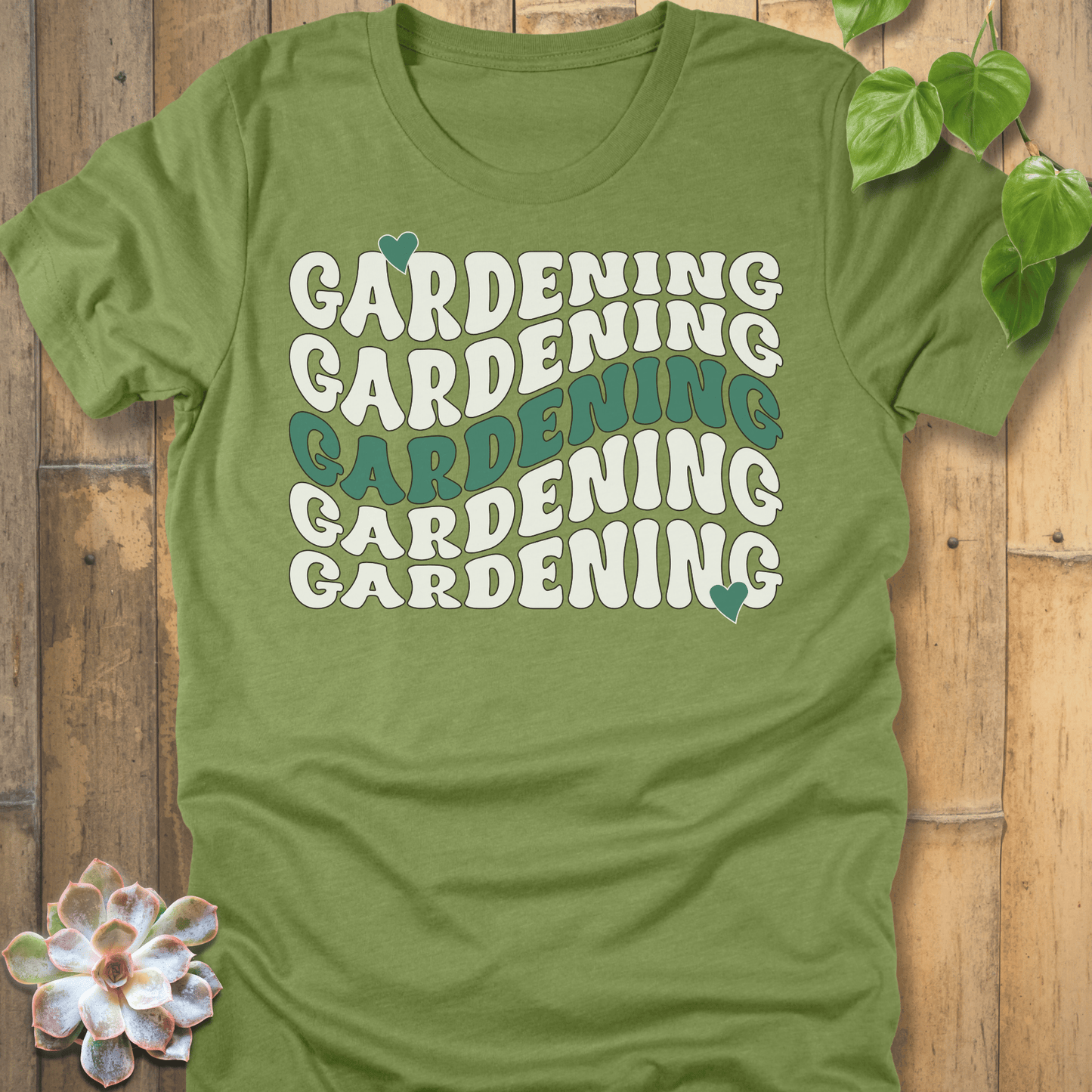 Heather Green / S Gardening - T-Shirt T-Shirt