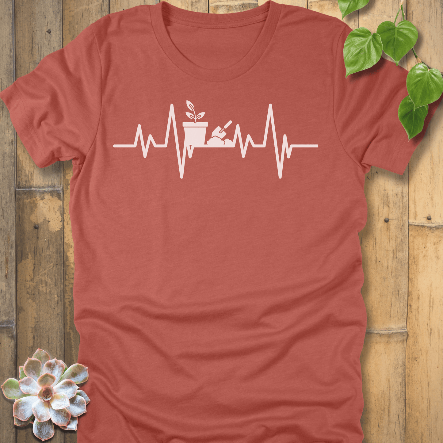 Heather Clay / S Heartbeat Plant T-Shirt T-Shirt
