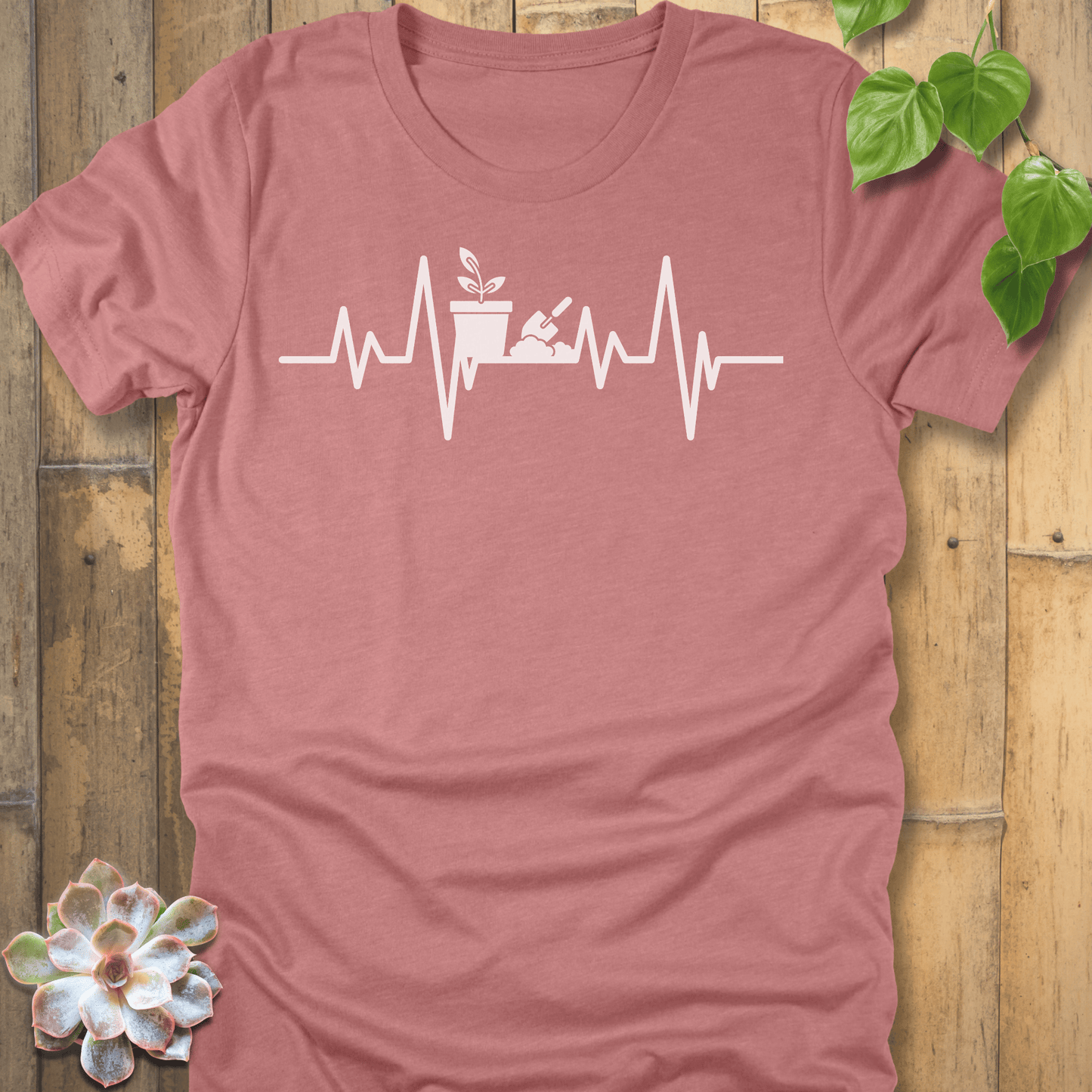 Heather Mauve / S Heartbeat Plant T-Shirt T-Shirt