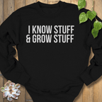 Black / S I know Stuff Sweatshirt Sweatshirt