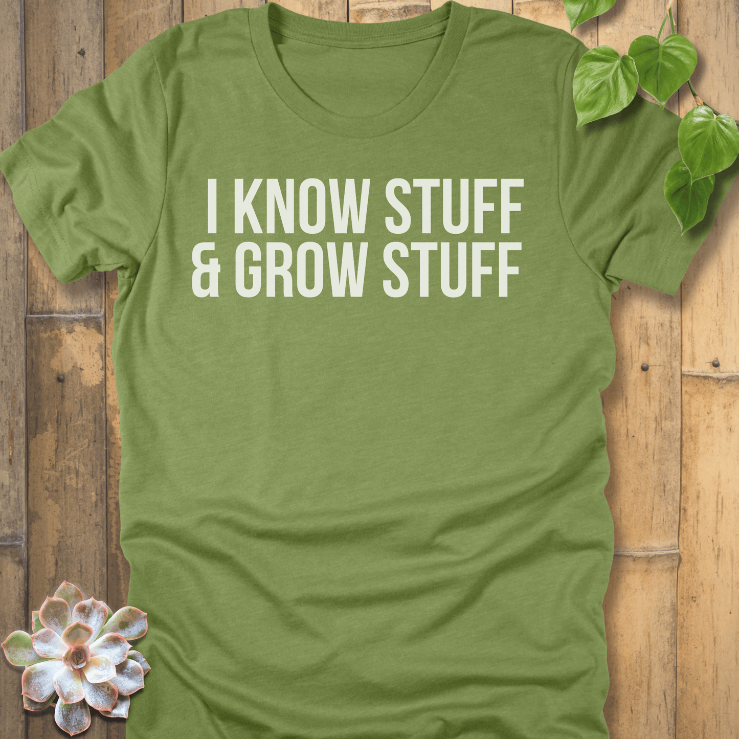 Heather Green / M I Know Stuff T-shirt T-Shirt