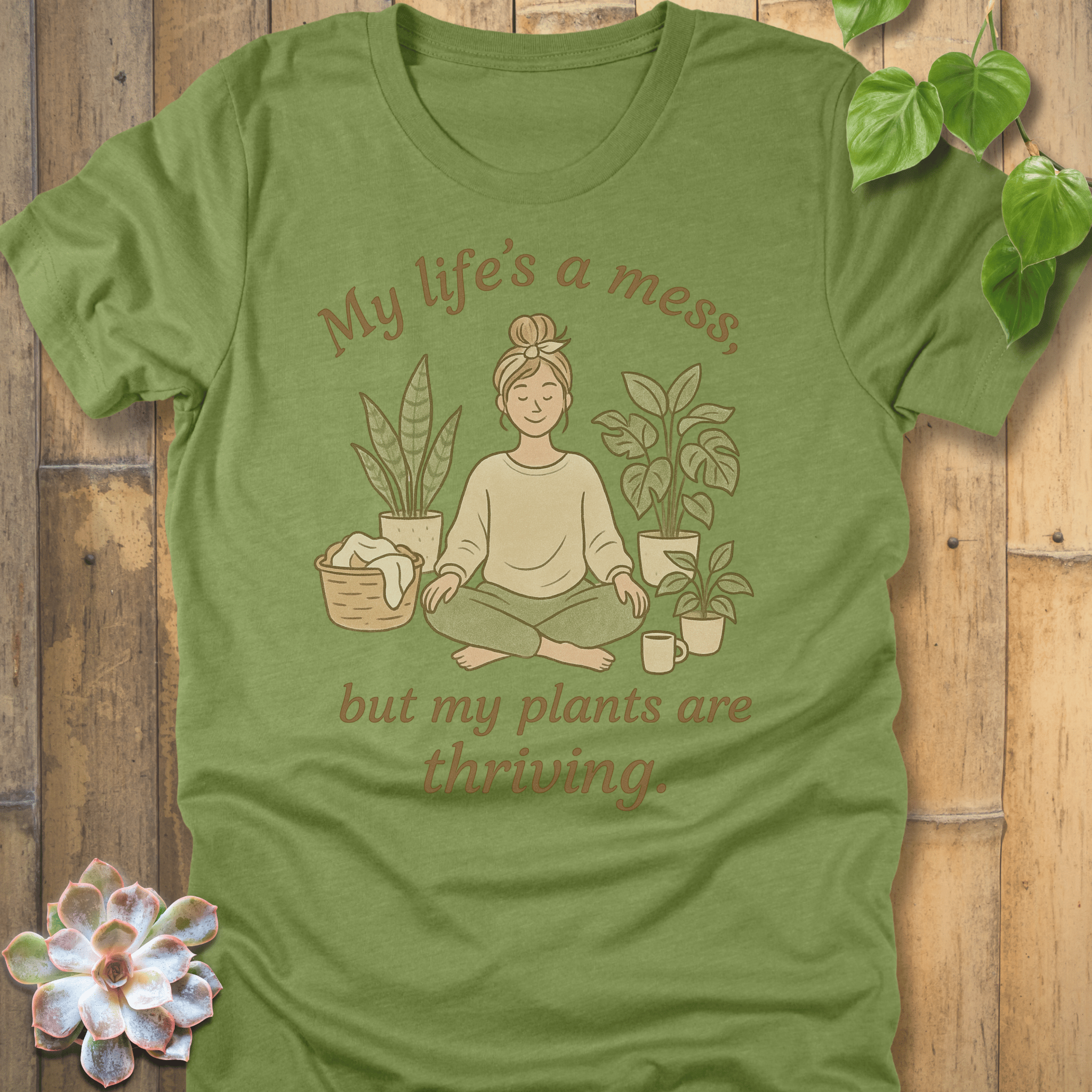 Heather Green / S Life Is A Mess T-Shirt T-Shirt