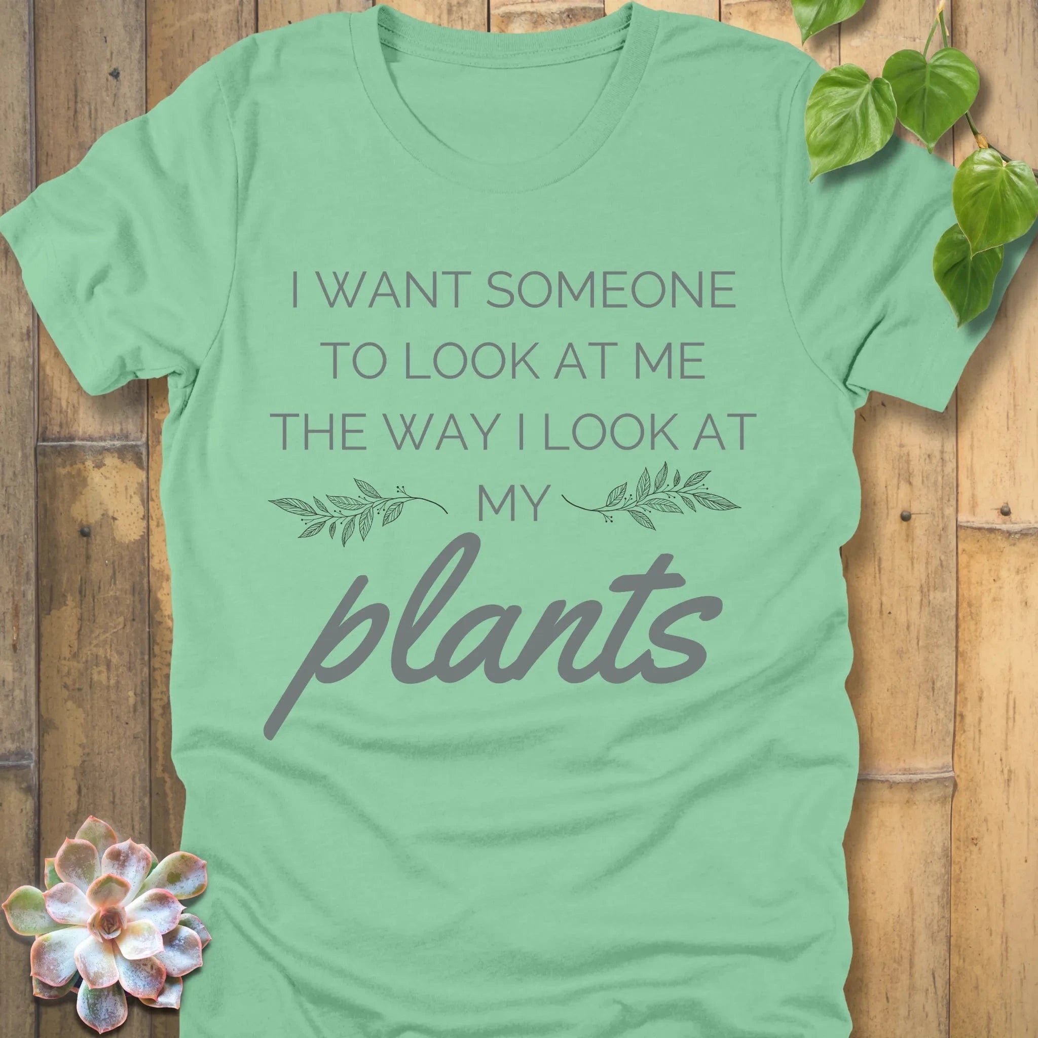 Heather Mint / S Look At Me T-Shirt T-Shirt