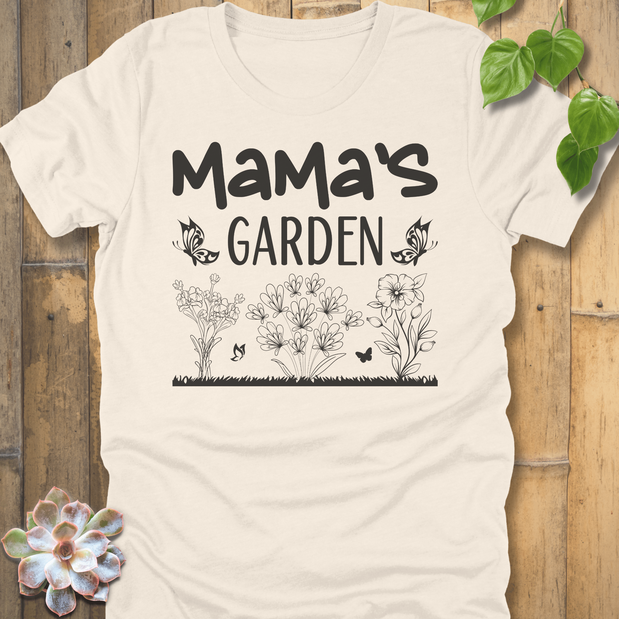Natural / S Mama's Garden T-shirt T-Shirt
