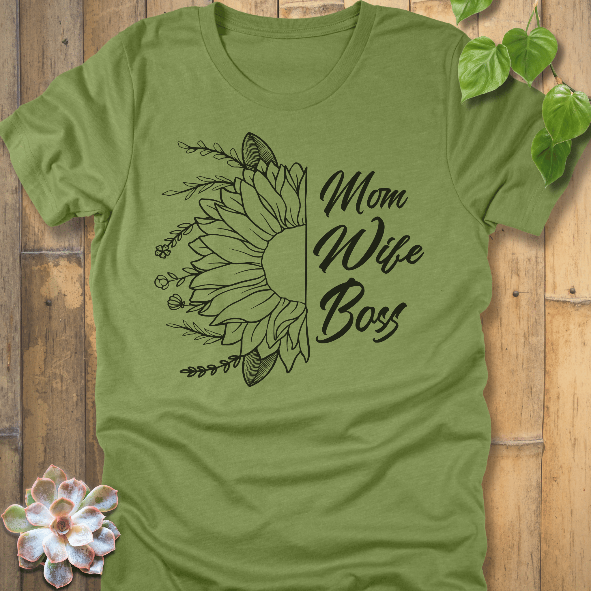 Heather Green / S Mom Wife Boss T-Shirt T-Shirt