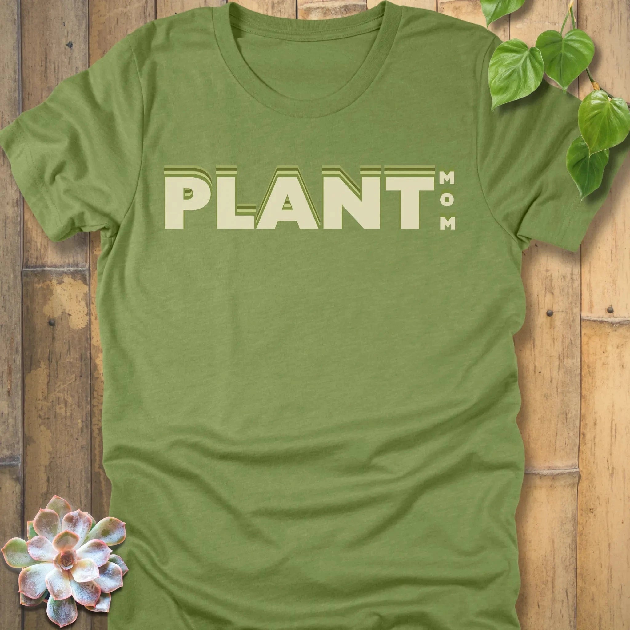 Heather Green / S Plant Mom T-Shirt T-Shirt