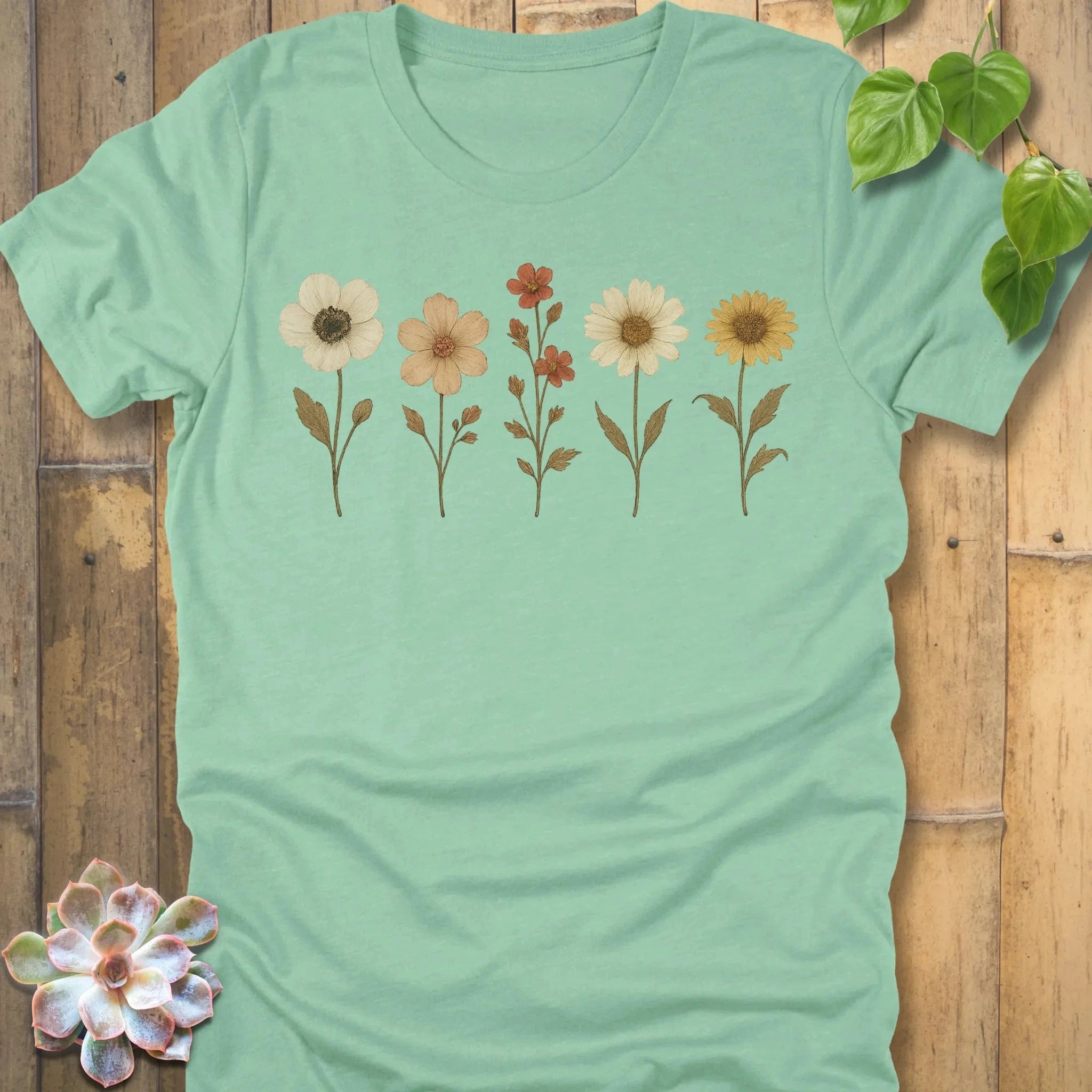 Heather Mint / S Pressed Flowers T-Shirt T-Shirt