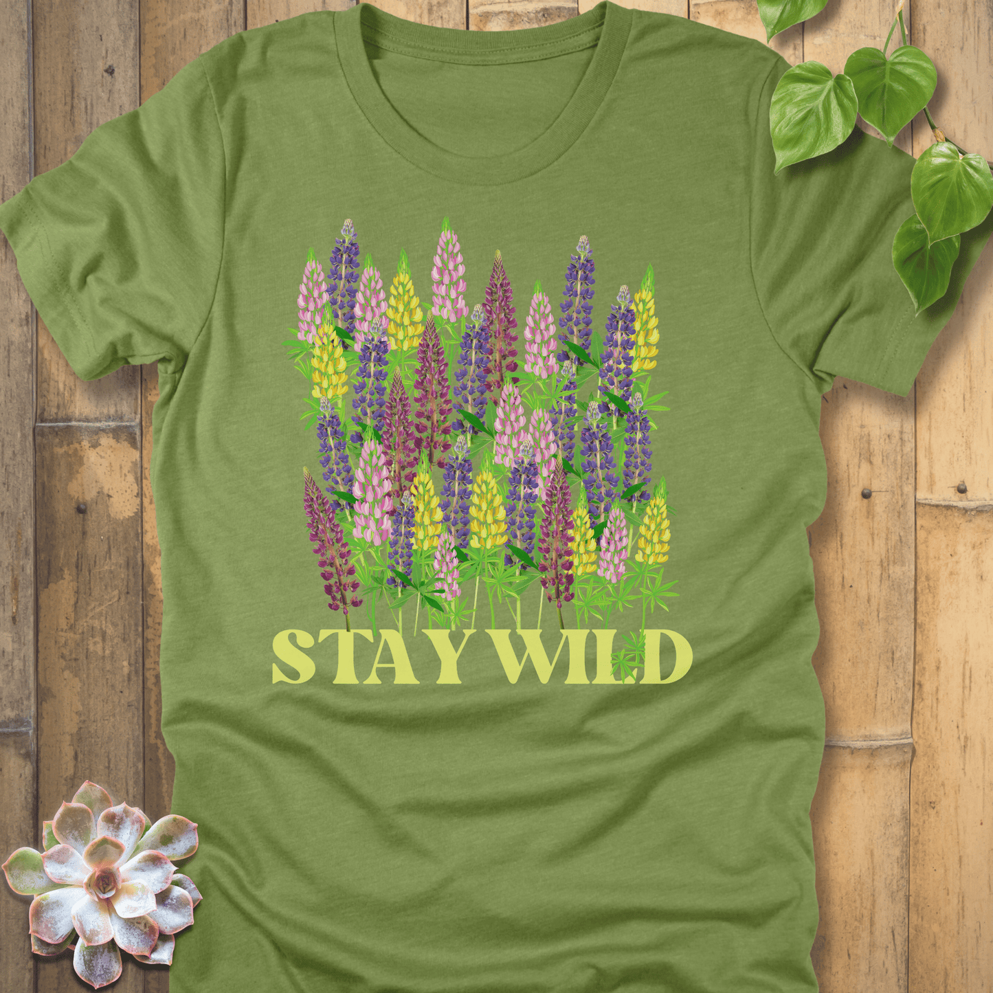 Heather Green / S Stay Wild T-Shirt T-Shirt