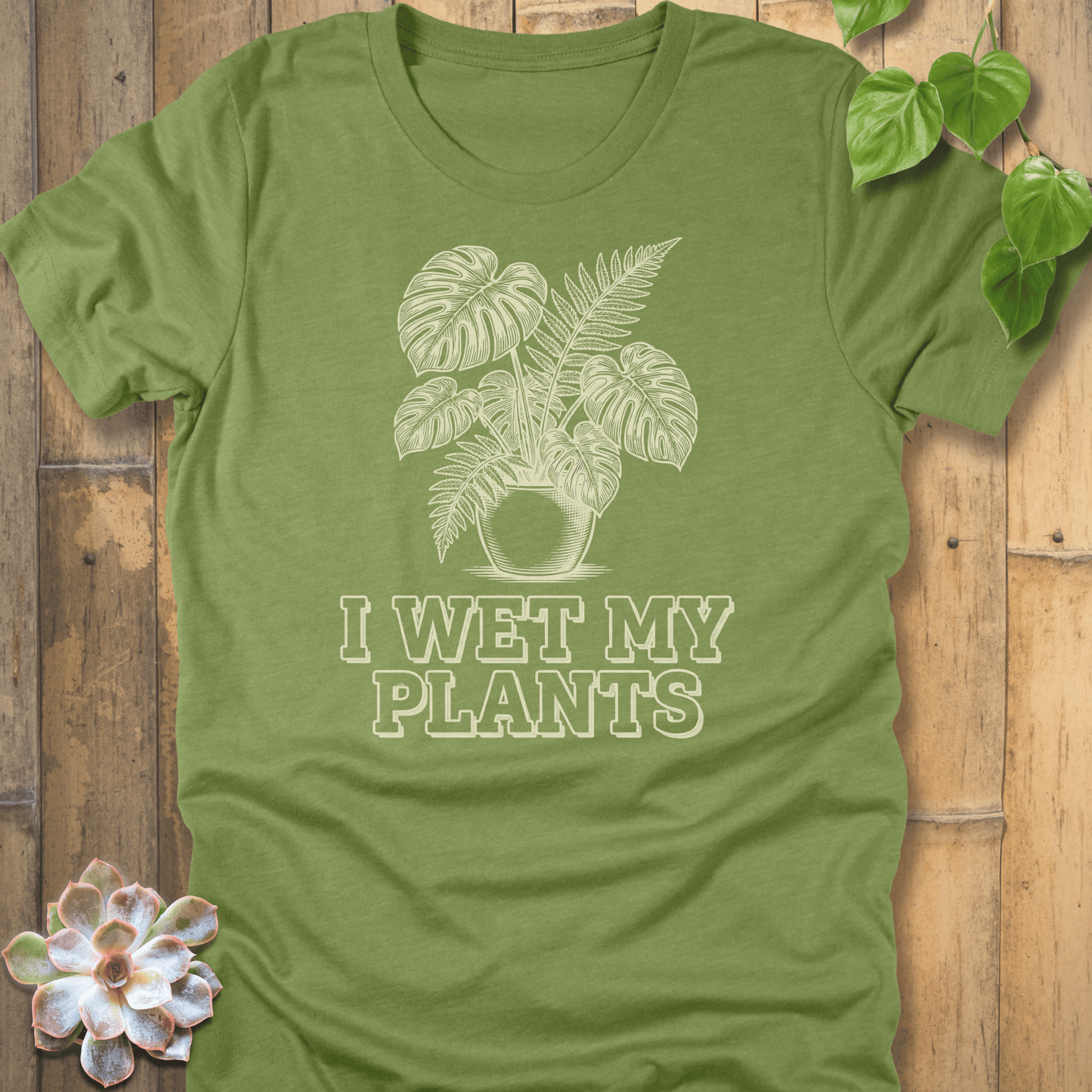 Heather Green / M Wet My Plants T-shirt T-Shirt