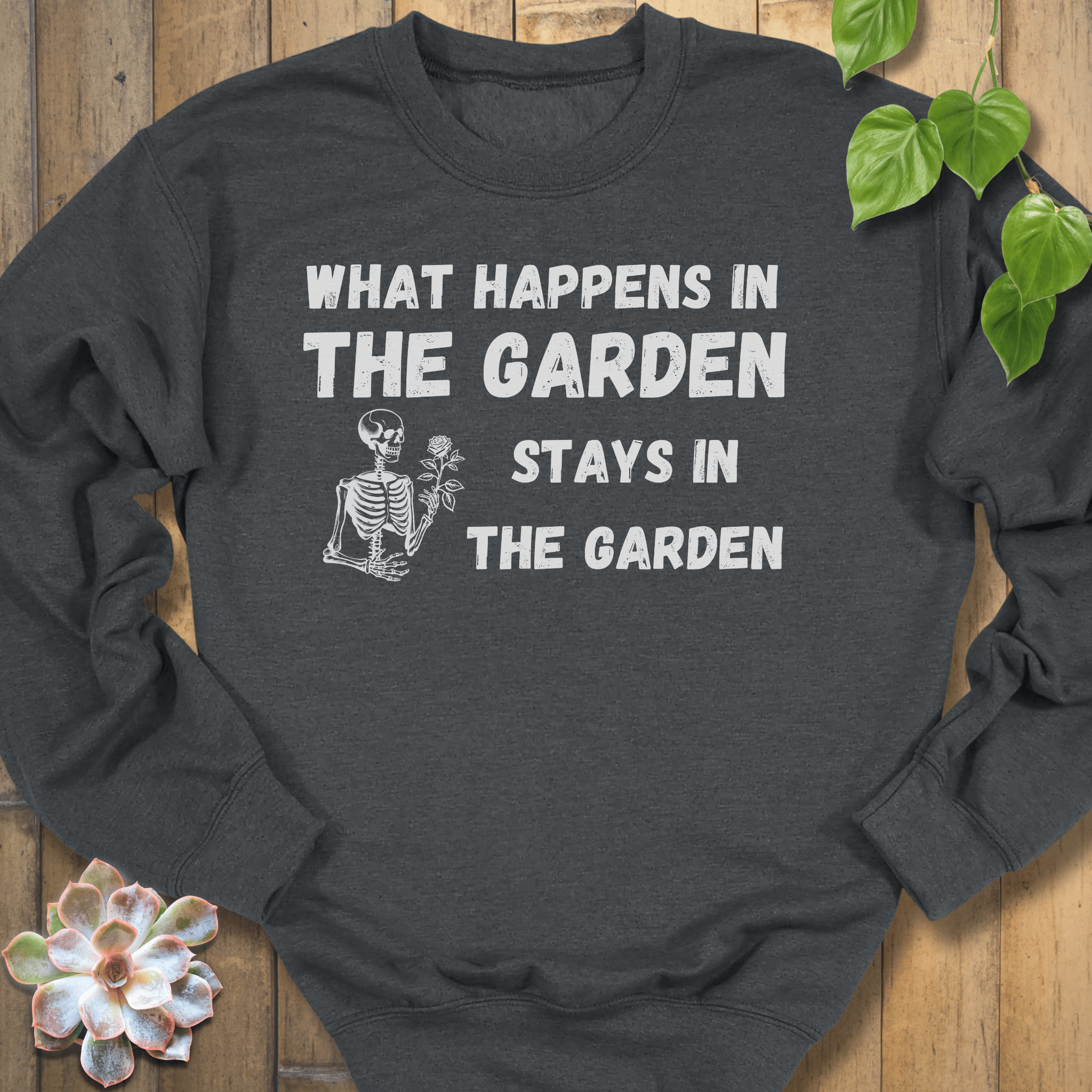 Dark Heather / S What Happens In The Garden Sweatshirt Sweatshirt