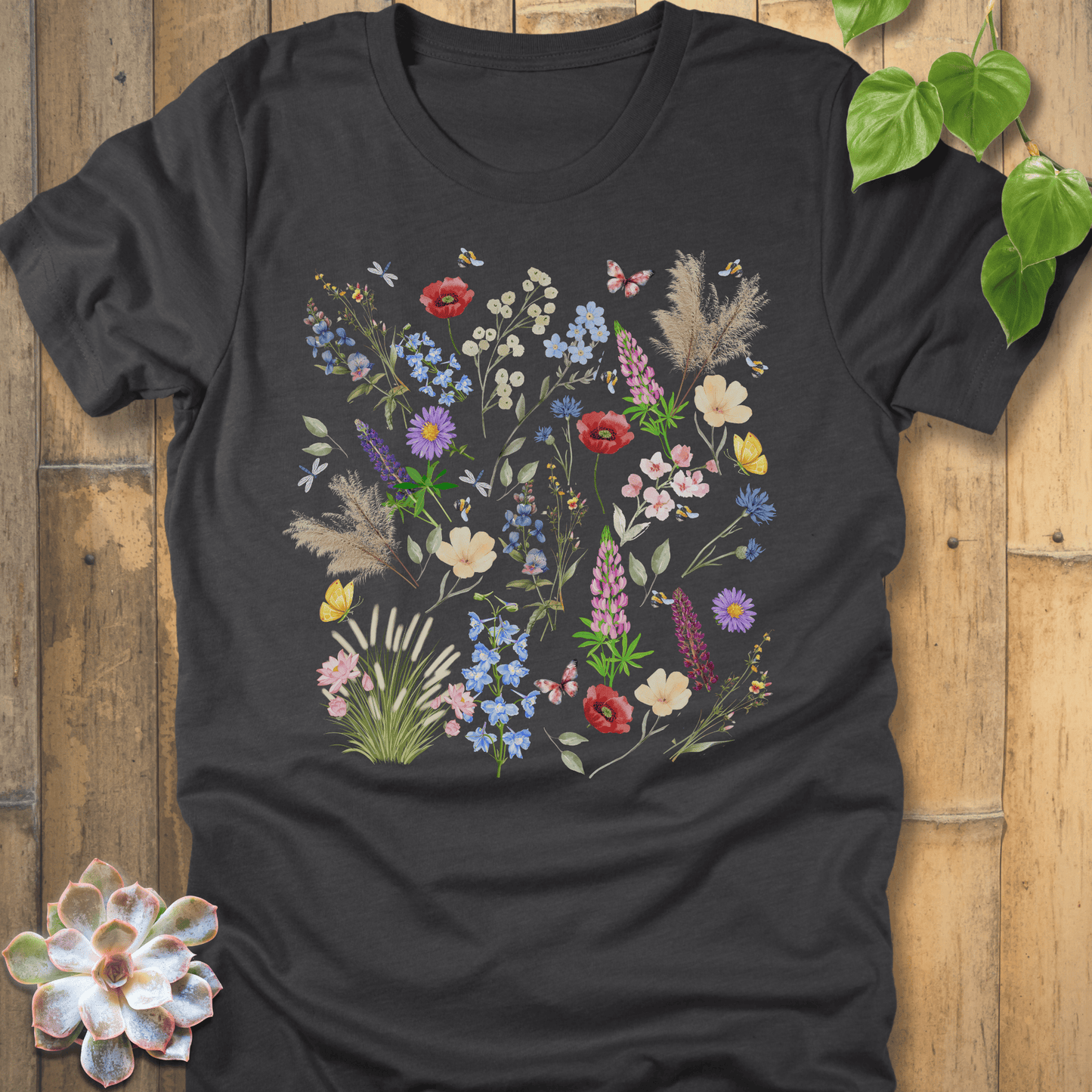 Dark Grey Heather / S Wildflower T-shirt T-Shirt