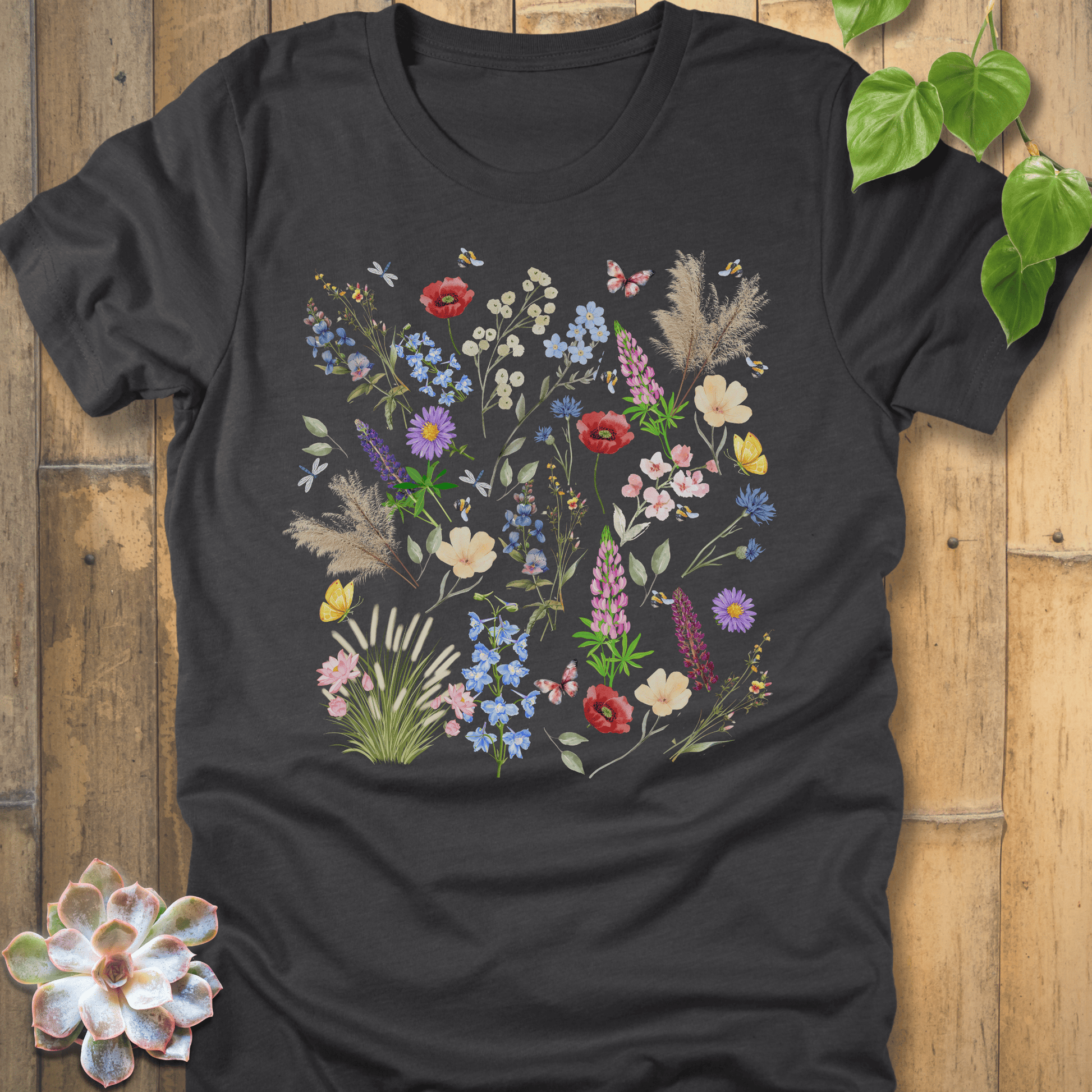 Dark Grey Heather / S Wildflower T-shirt T-Shirt
