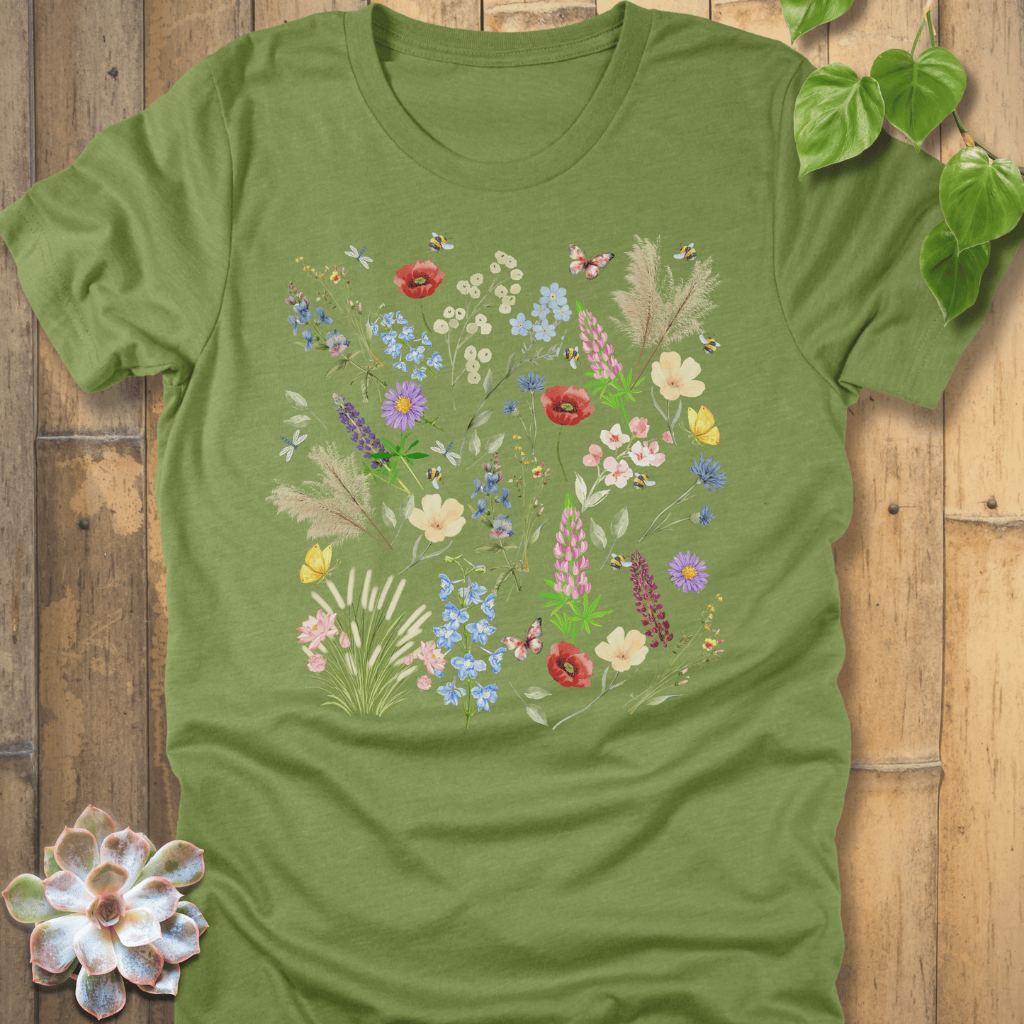 Heather Green / S Wildflower T-shirt T-Shirt