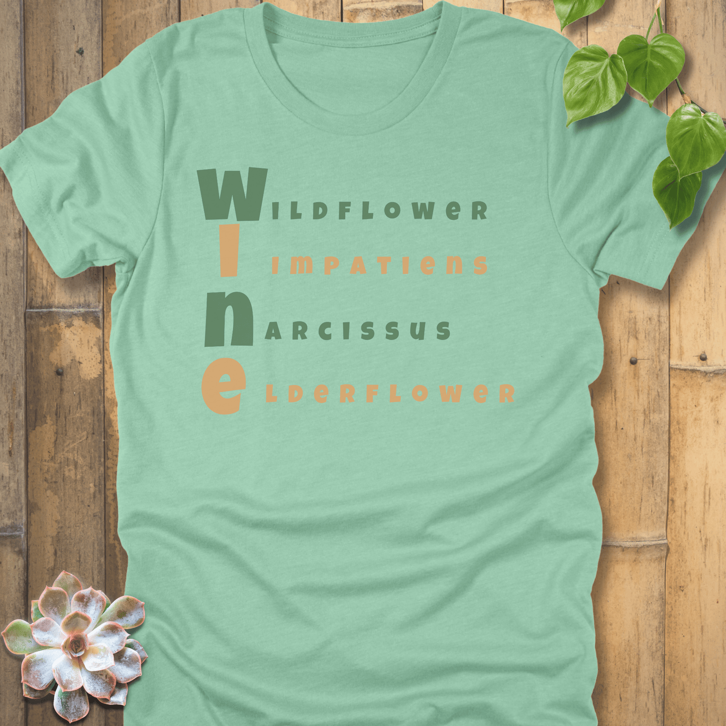 Heather Mint / S Wine Flower T-Shirt T-Shirt